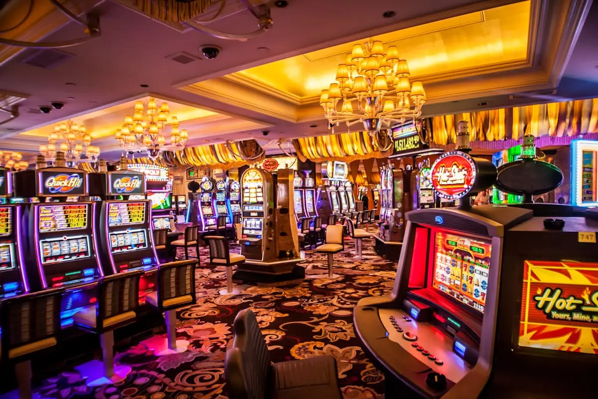 Greenbloockstudio casino hotel